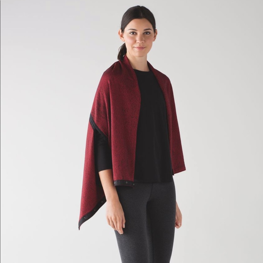 NWT lululemon vinyasa wrap red/black